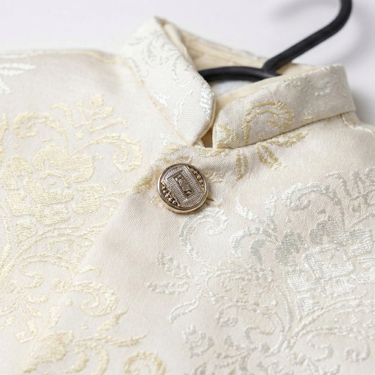 Boy Premium Golden Waistcoat - Elegant Formal Wear 1-4Y