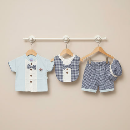 Newborn set with bib and cap for hospital bag