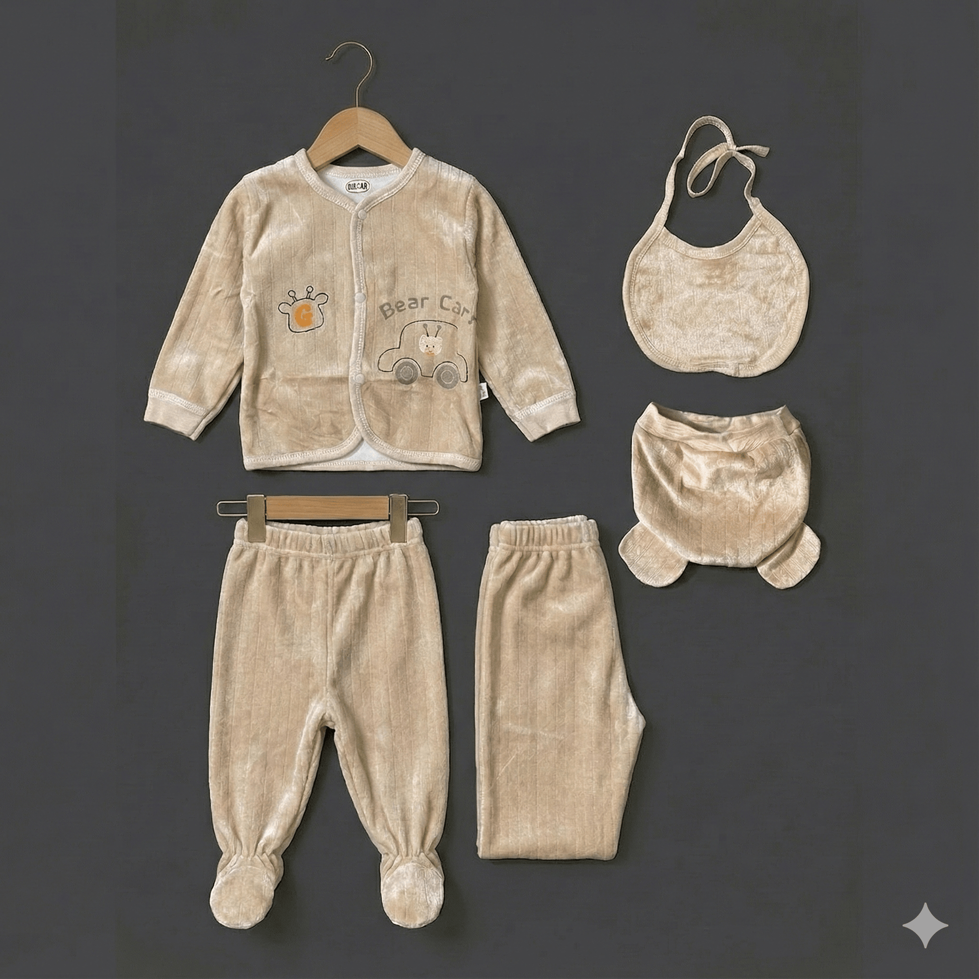 Baby Suit 4 - Piece Complete Outfit 0 - 3 Months - Comfort Cubz