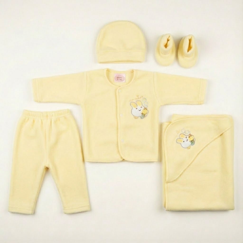 Premium 5 - Piece Newborn Starter Set - Essential Baby Outfit for 0 - 3 Months - Comfort Cubz