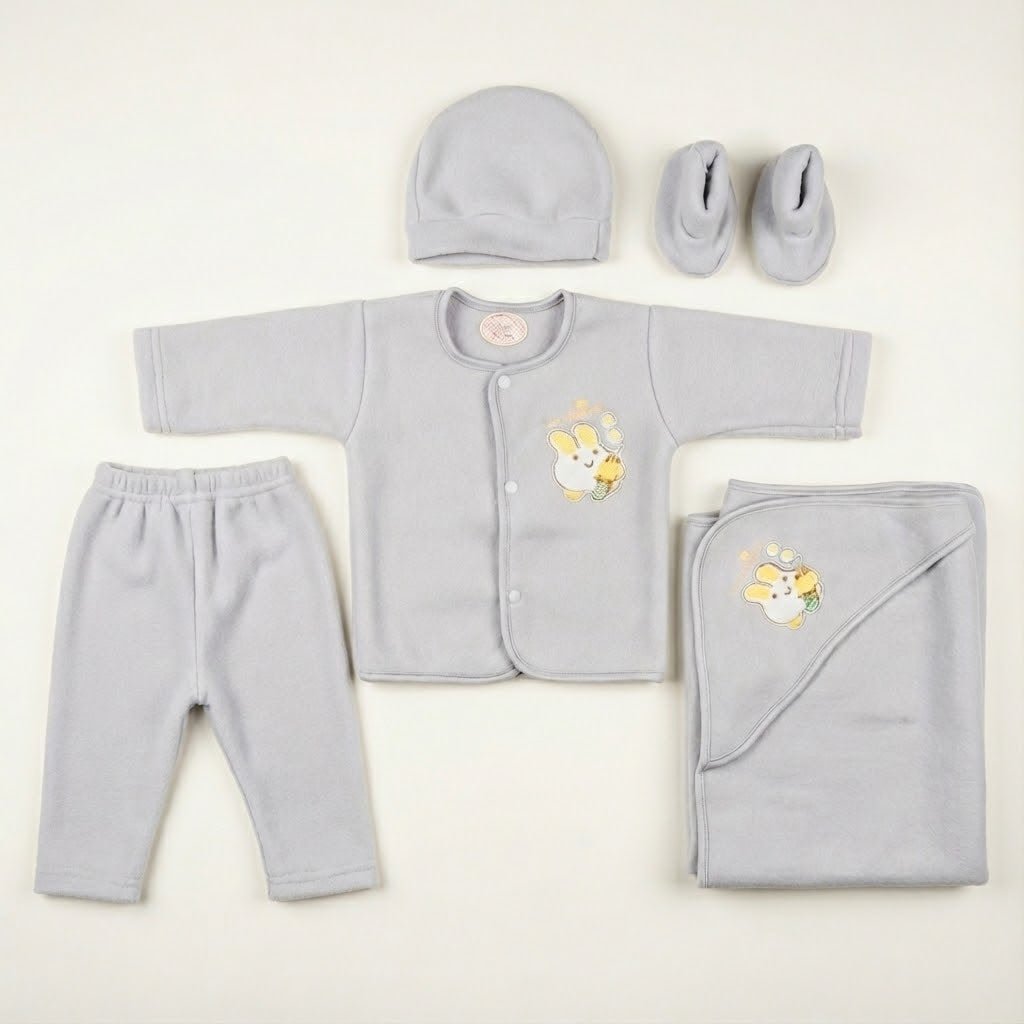 Premium 5 - Piece Newborn Starter Set - Essential Baby Outfit for 0 - 3 Months - Comfort Cubz