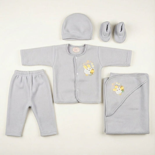 Premium 5 - Piece Newborn Starter Set - Essential Baby Outfit for 0 - 3 Months - Comfort Cubz